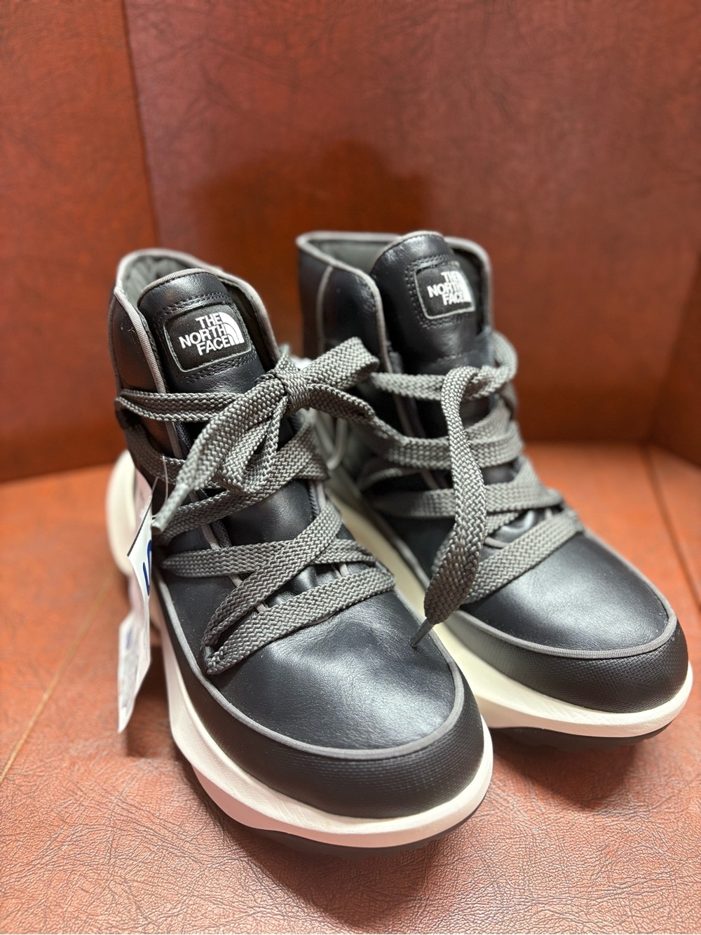 The North Face Black & Gray Women's Ankle Boots